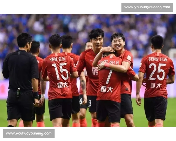 卓尔迎战恒大焦点对决揭示中超格局新走向强强碰撞赛季走势悬念