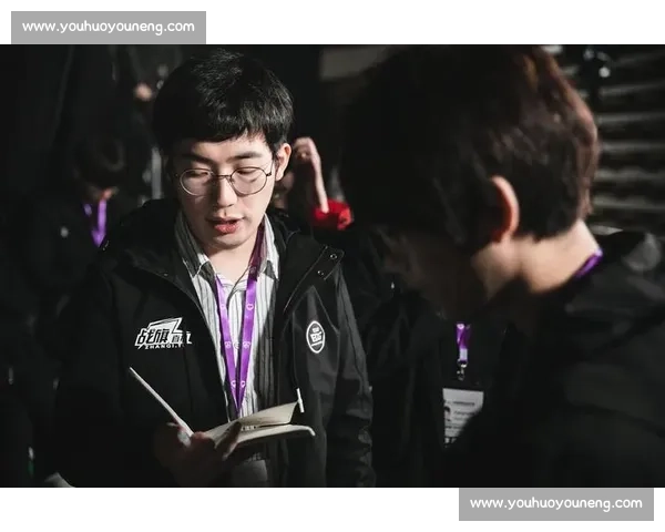 张君龙力挑战马奇马纳巅峰对决引发全球关注引领电竞新风潮